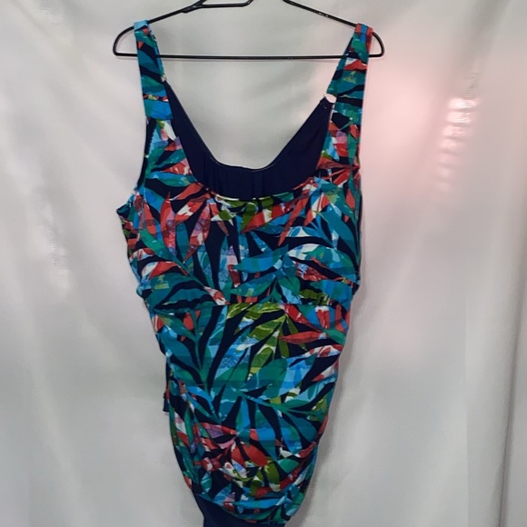TRIMSHAPER ONE PIECE SWIMSUIT WO PLUS SIZE 30 VIVID PRINT SIDE RUSHING EUC CLEAN - Picture 5 of 14